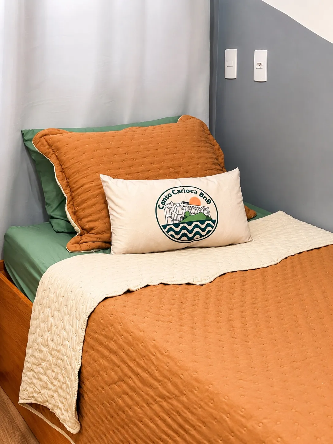 Canto Carioca I — short-term apartment rental in Porto Maravilha, Rio de Janeiro (photo 9)