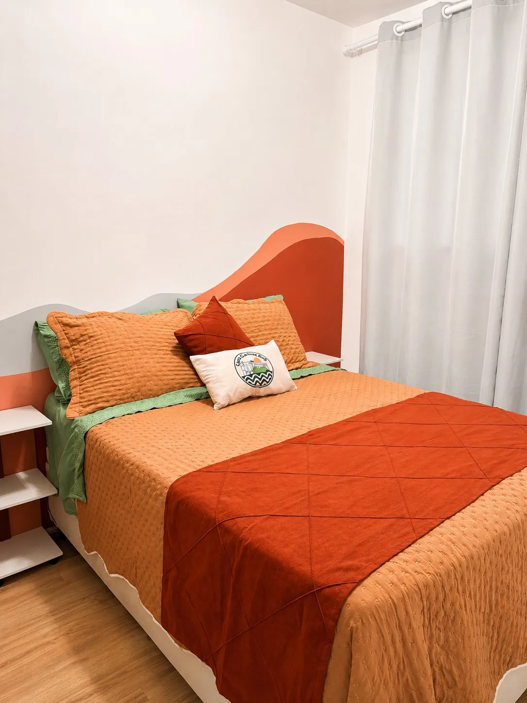 Canto Carioca II — short-term apartment rental in Porto Maravilha, Rio de Janeiro (photo 2)